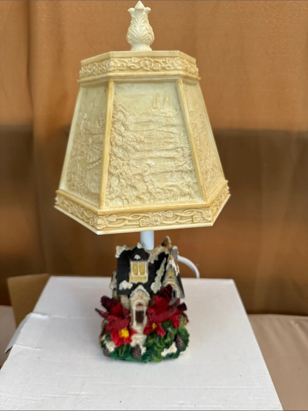 Vintage Cardinal Litho Night Light Lamp with Floral Base - Cream Shade